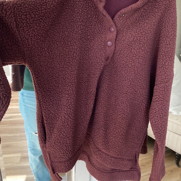 Quarter Button-up - Picture 2 of 3